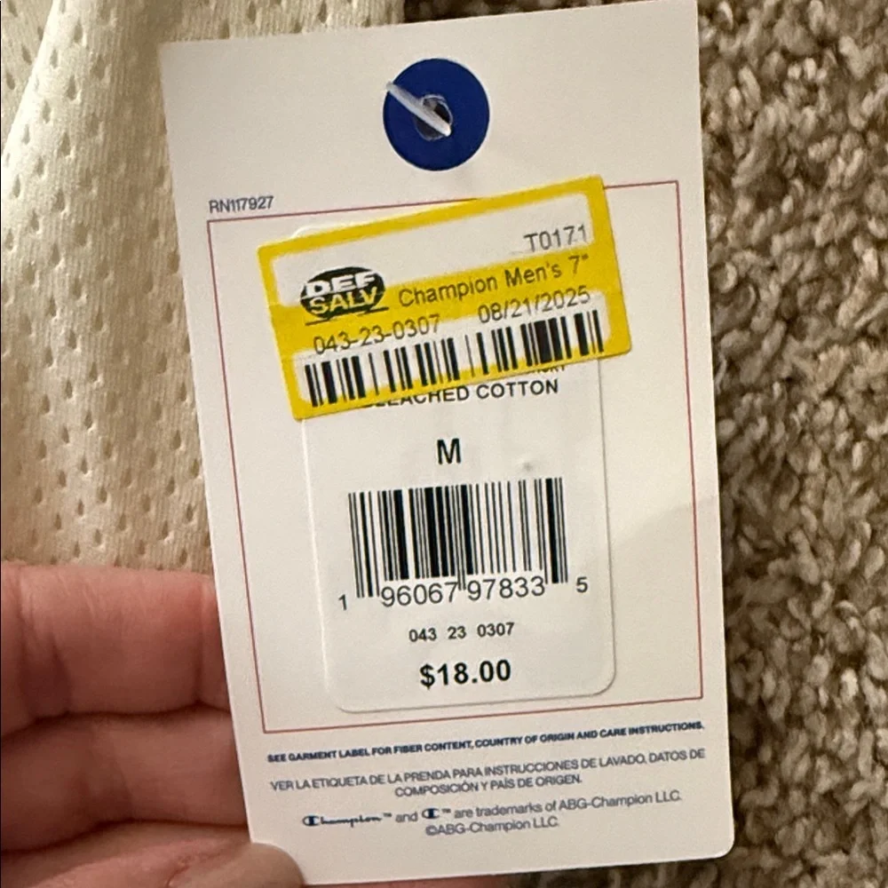 Goodfellow & Co tan and White Shorts bundle Sz 32 & champion Medium - Picture 8 of 11